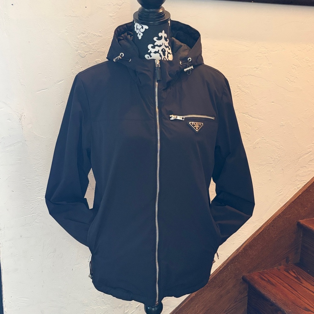 Paris Milano Sport Quilted Jacket
Women's Size M